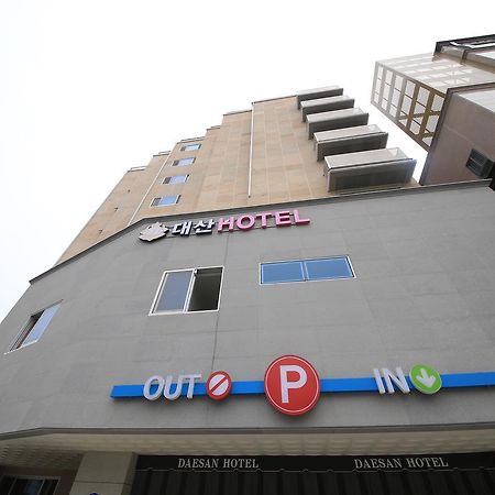 Daesan Hotel Seosan Exterior foto