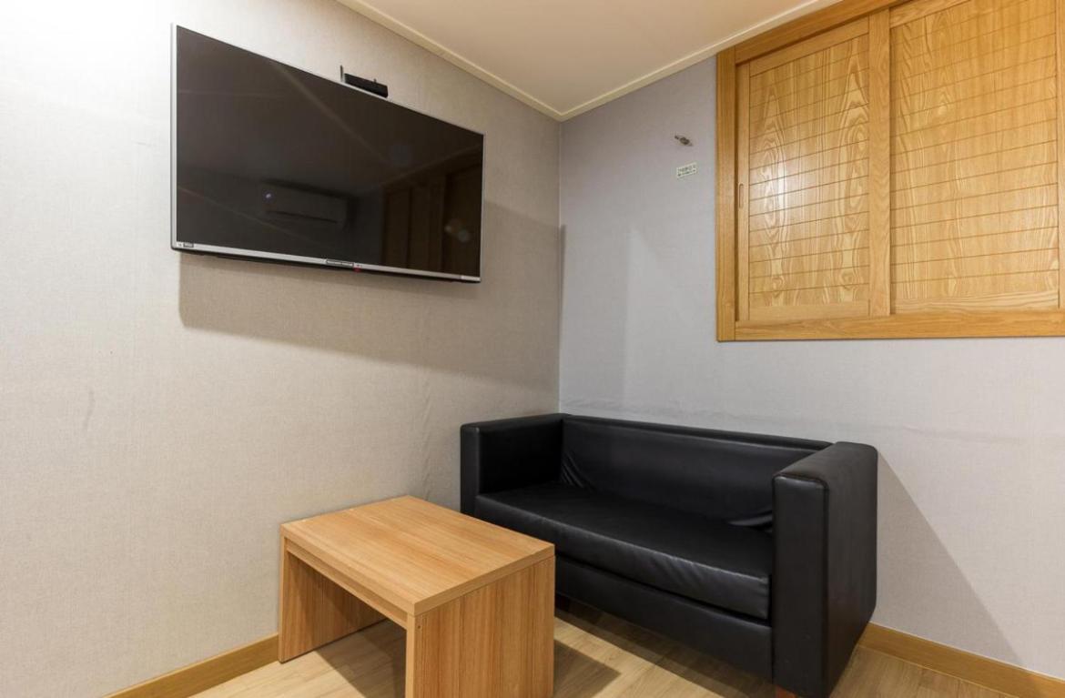 Daesan Hotel Seosan Exterior foto