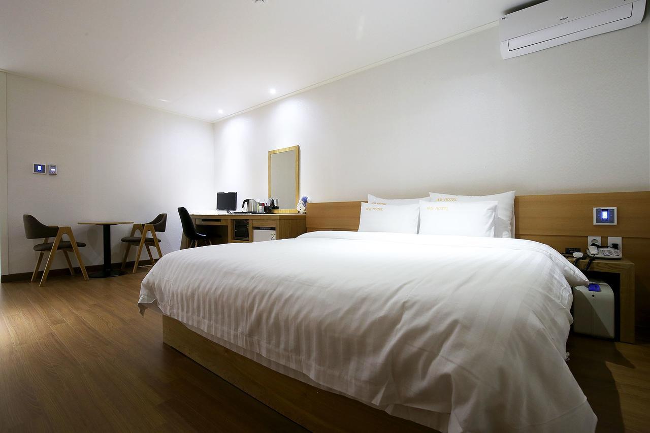 Daesan Hotel Seosan Exterior foto